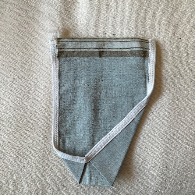 Kese Loofah in Light Blue Grey with Brown